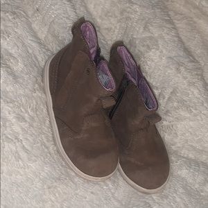 STRIDE RITE KIDS SHOES